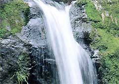 釜ヶ谷の滝